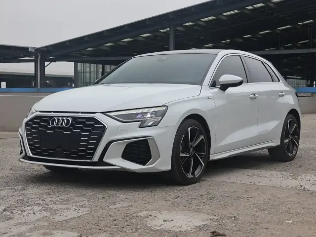 Фотография автомобиля — Audi A3