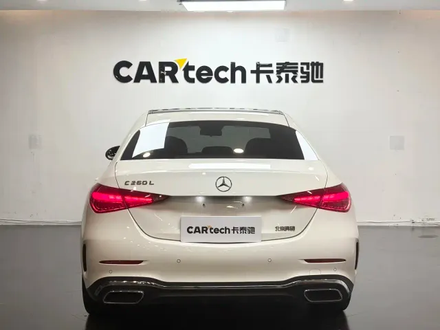 Mercedes-Benz C-Class — Фото автомобиля 4