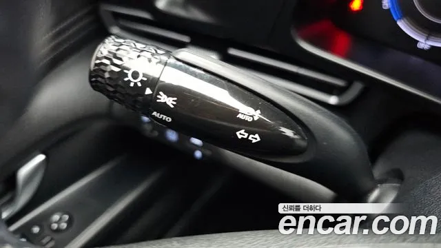 Hyundai Avante CN7 — Фото автомобиля 28