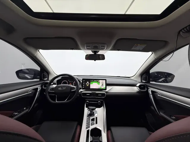Geely Binyue — Фото автомобиля 11
