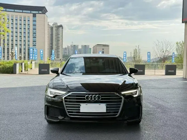 Audi A6L — Фото автомобиля 2