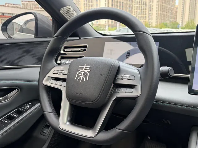 BYD Qin L — Фото автомобиля 12