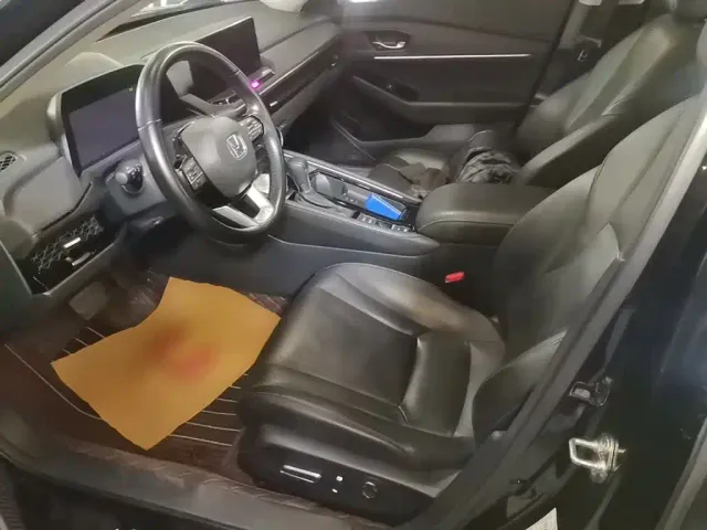 Honda Accord — Фото автомобиля 14