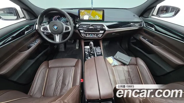 BMW Gran Turismo — Фото автомобиля 7