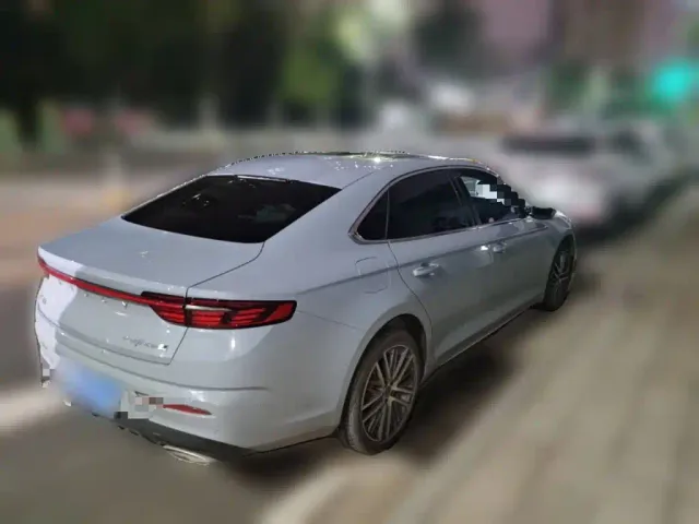 Geely Xingrui — Фото автомобиля 4