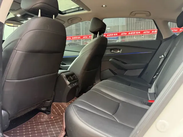 Honda Accord — Фото автомобиля 6