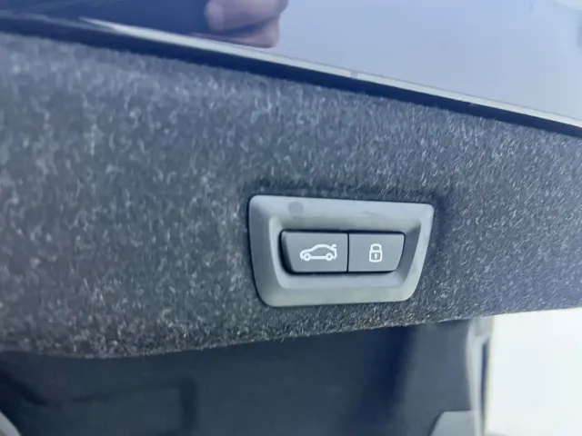 BMW 5 Series — Фото автомобиля 16