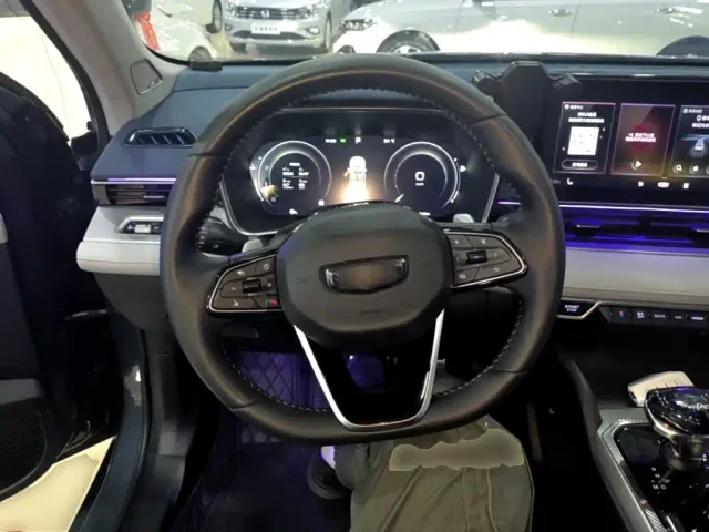 Geely Xingrui — Фото автомобиля 10