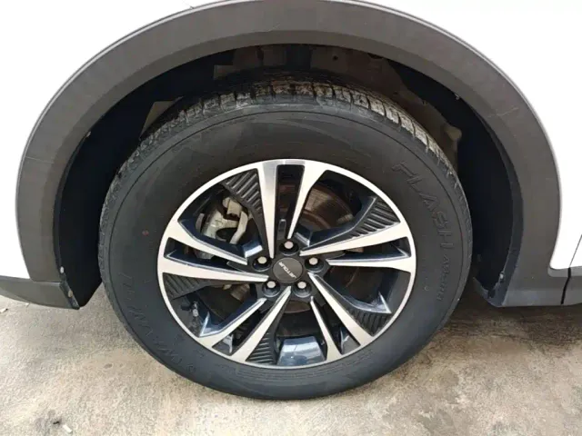 Jetour X70 Plus — Фото автомобиля 22