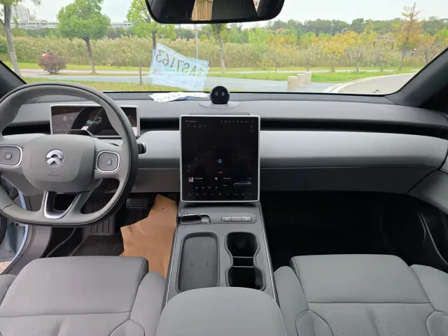 Nio ET5 Touring — Фото автомобиля 10