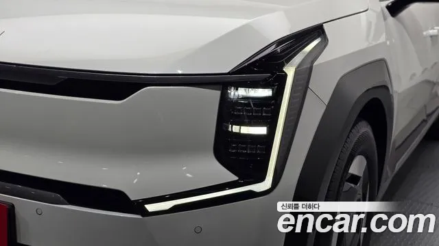Kia EV9 — Фото автомобиля 7