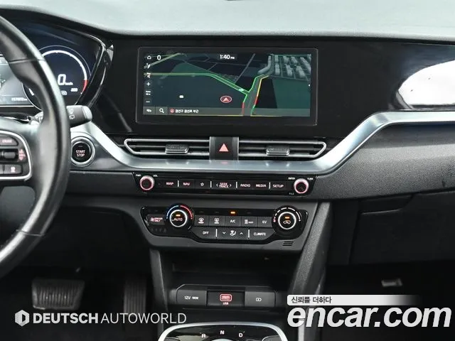 Kia Niro — Фото автомобиля 14
