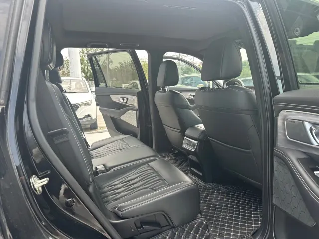 GAC Trumpchi GS8 — Фото автомобиля 8
