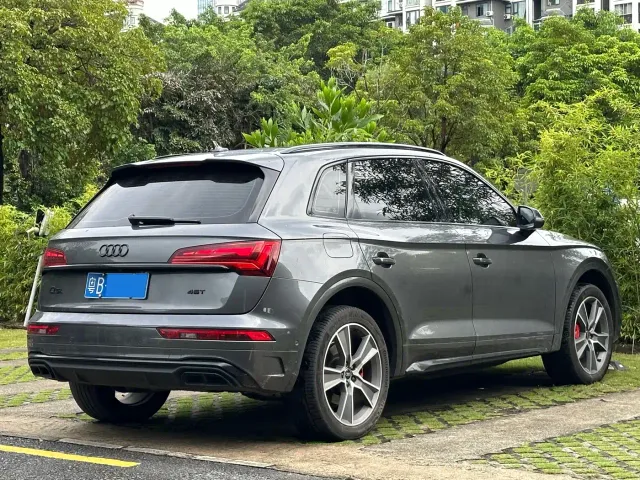 Audi Q5L — Фото автомобиля 18