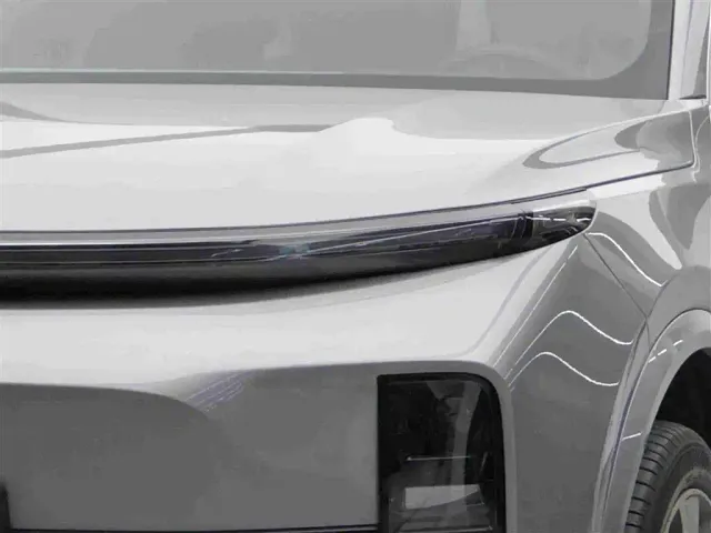 Li Auto L9 — Фото автомобиля 3