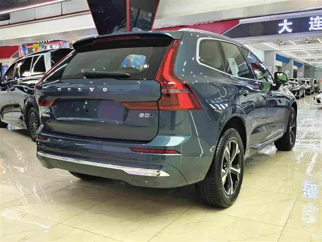 Volvo XC60 — Фото автомобиля 14