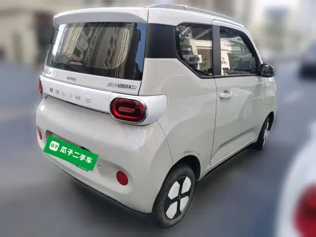 Wuling Hongguang Mini EV — Фото автомобиля 4