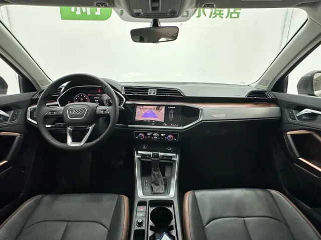 Audi Q3 — Фото автомобиля 12