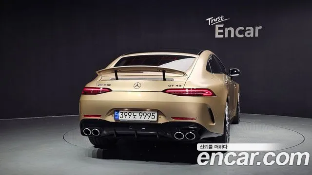 Mercedes-Benz AMG GT 4 двери 43 4MATIC+ Dynamic Golden Daylight — Фото автомобиля 4