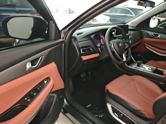 Changan CS75 — Фото автомобиля 15