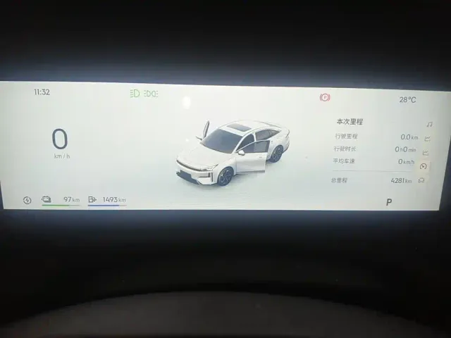 Geely Galaxy L6 — Фото автомобиля 4