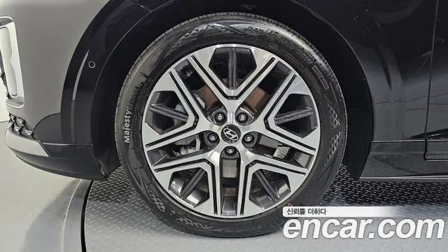 Hyundai Grandeur GN7 — Фото автомобиля 5