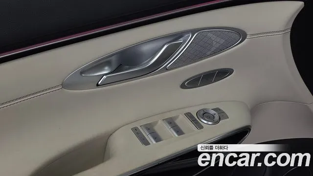 Genesis GV70 — Фото автомобиля 27