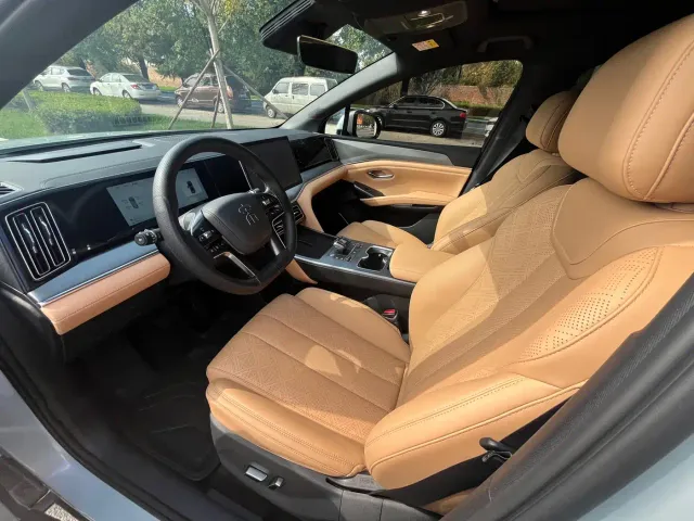 BYD Song L DM-i — Фото автомобиля 11