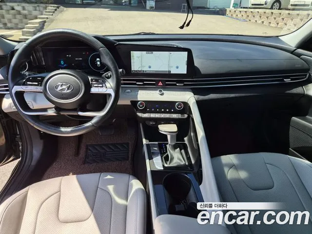 Hyundai Avante CN7 — Фото автомобиля 10