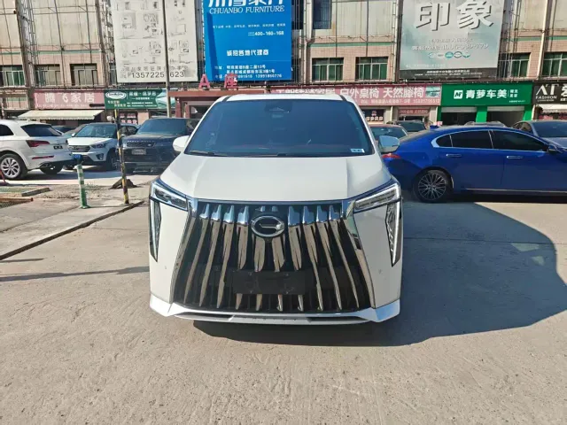 GAC Trumpchi M8 — Фото автомобиля 3