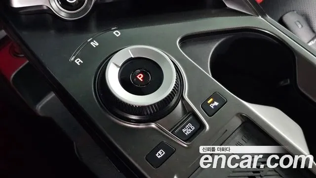 Kia EV6 — Фото автомобиля 12