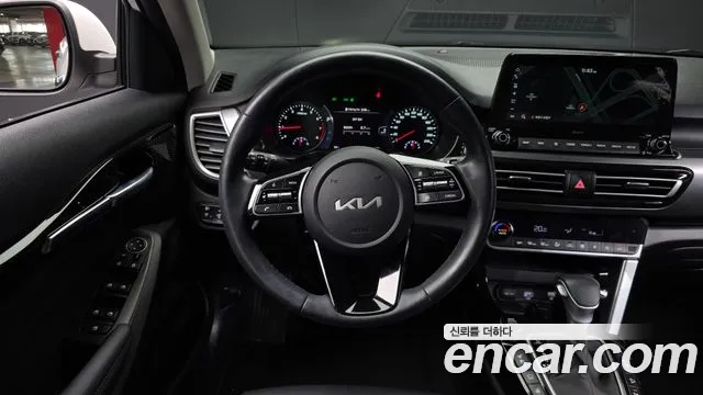 Kia Seltos Seltos Бензин 1.6 турбо 2WD — Фото автомобиля 13