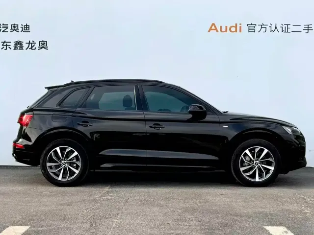 Audi Q5L — Фото автомобиля 3