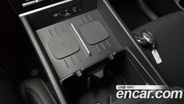 Hyundai Santa Fe MX5 — Фото автомобиля 18