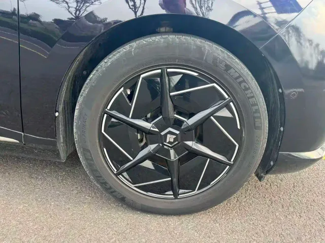 GAC Hyptec HT — Фото автомобиля 7