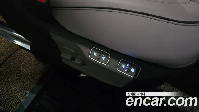 Hyundai Staria Staria 4WD Lounge 7 мест — Фото автомобиля 20