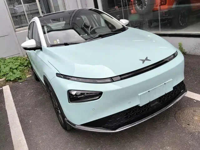 Xpeng G3 — Фото автомобиля 3