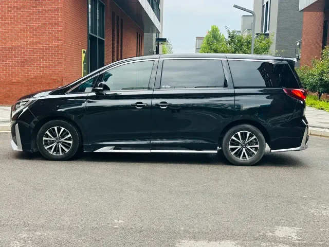 GAC Trumpchi M8 — Фото автомобиля 8
