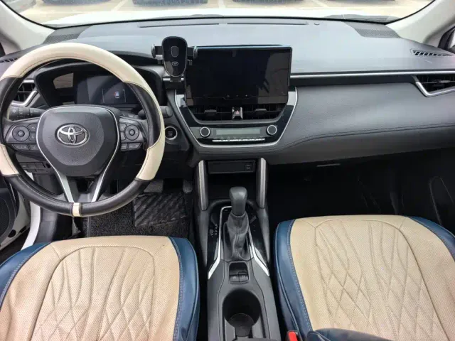 Toyota Frontlander — Фото автомобиля 10