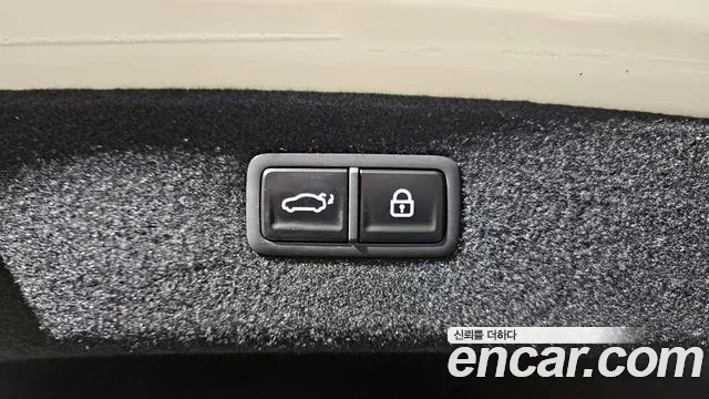 Genesis G80 Бензин 3.5 турбо AWD — Фото автомобиля 18