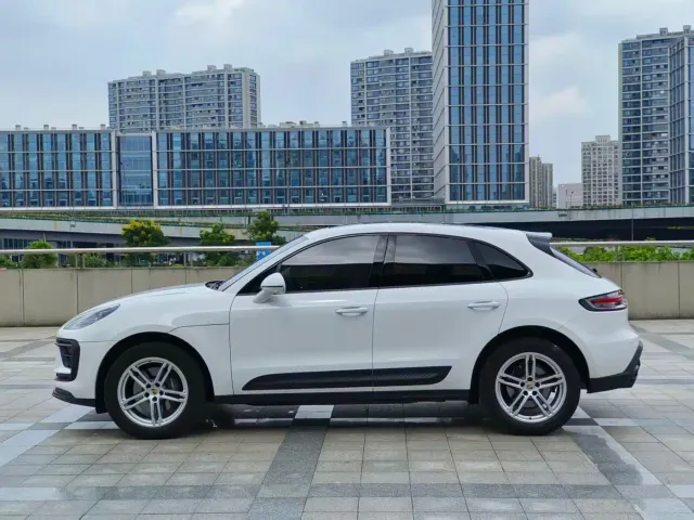 Porsche Macan — Фото автомобиля 4
