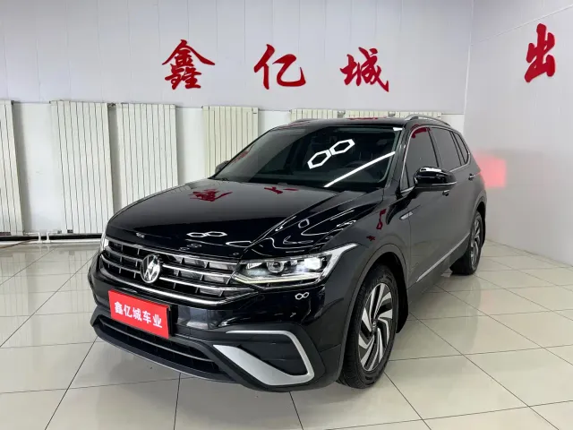 Фотография автомобиля — Volkswagen Tiguan L