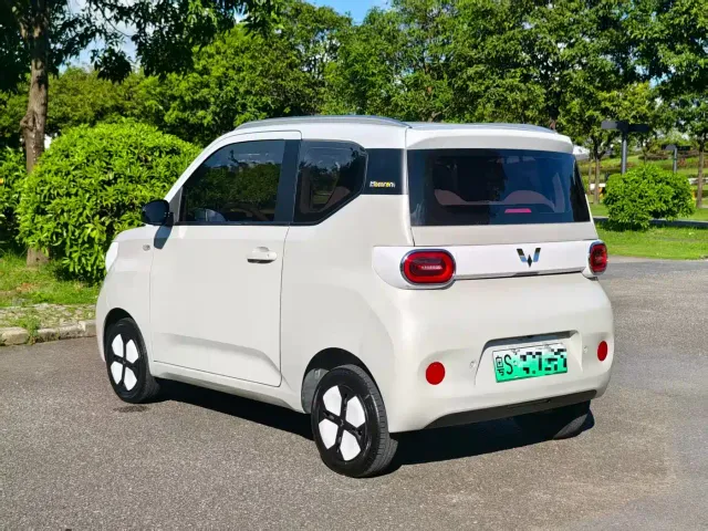 Wuling Hongguang Mini EV — Фото автомобиля 6