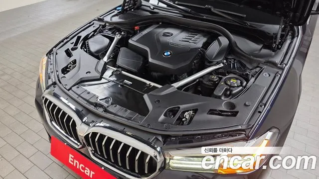 BMW 5 Series G30 — Фото автомобиля 9