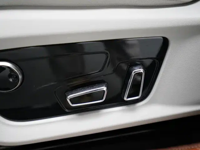 Forthing Yacht — Фото автомобиля 6