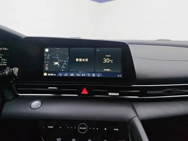 Hyundai Elantra — Фото автомобиля 13