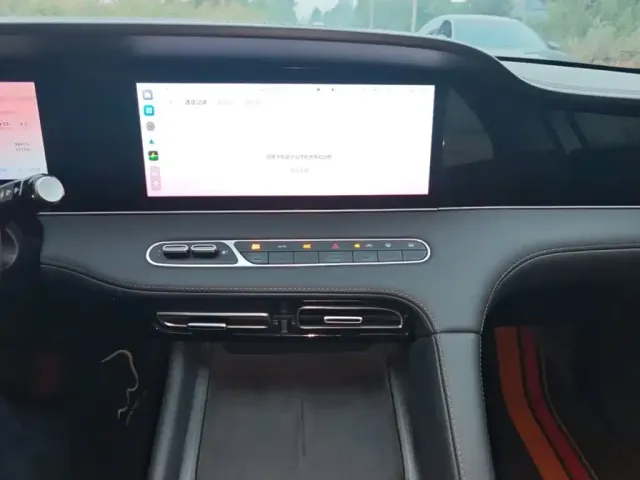 Roewe D7 — Фото автомобиля 12