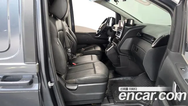 Hyundai Staria — Фото автомобиля 25