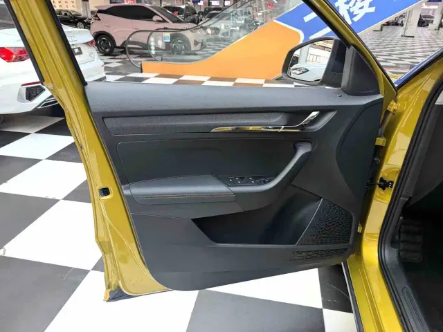 Skoda Kamiq — Фото автомобиля 10