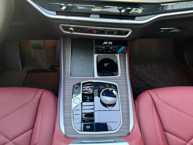 BMW X5 — Фото автомобиля 12